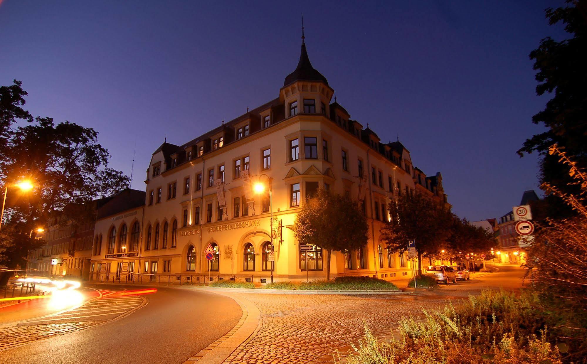Hotel Kaiserhof Radeberg Exterior foto